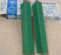 Hasco Ear Tags Green Numbered Box 100 - Hasco style 49 metal ear tags. Apply with style 49/56 applicator or 7S applicator. Tags are numbered but no choice of numbers for in-stock tags. Special orders will be accepted via phone or email.